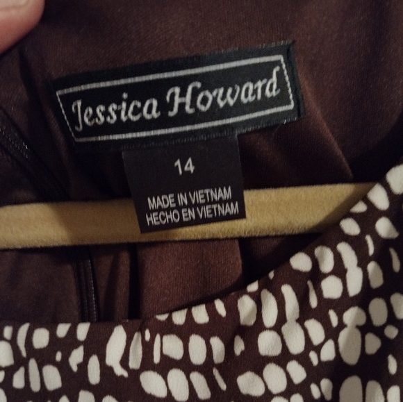 Cute brown and white dress - Picture 4 of 5